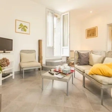 بيت للعطل House Yseron Vallet